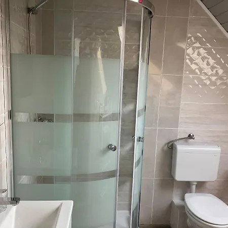 Wellrest Nature Vendeghaz Апартаменты *